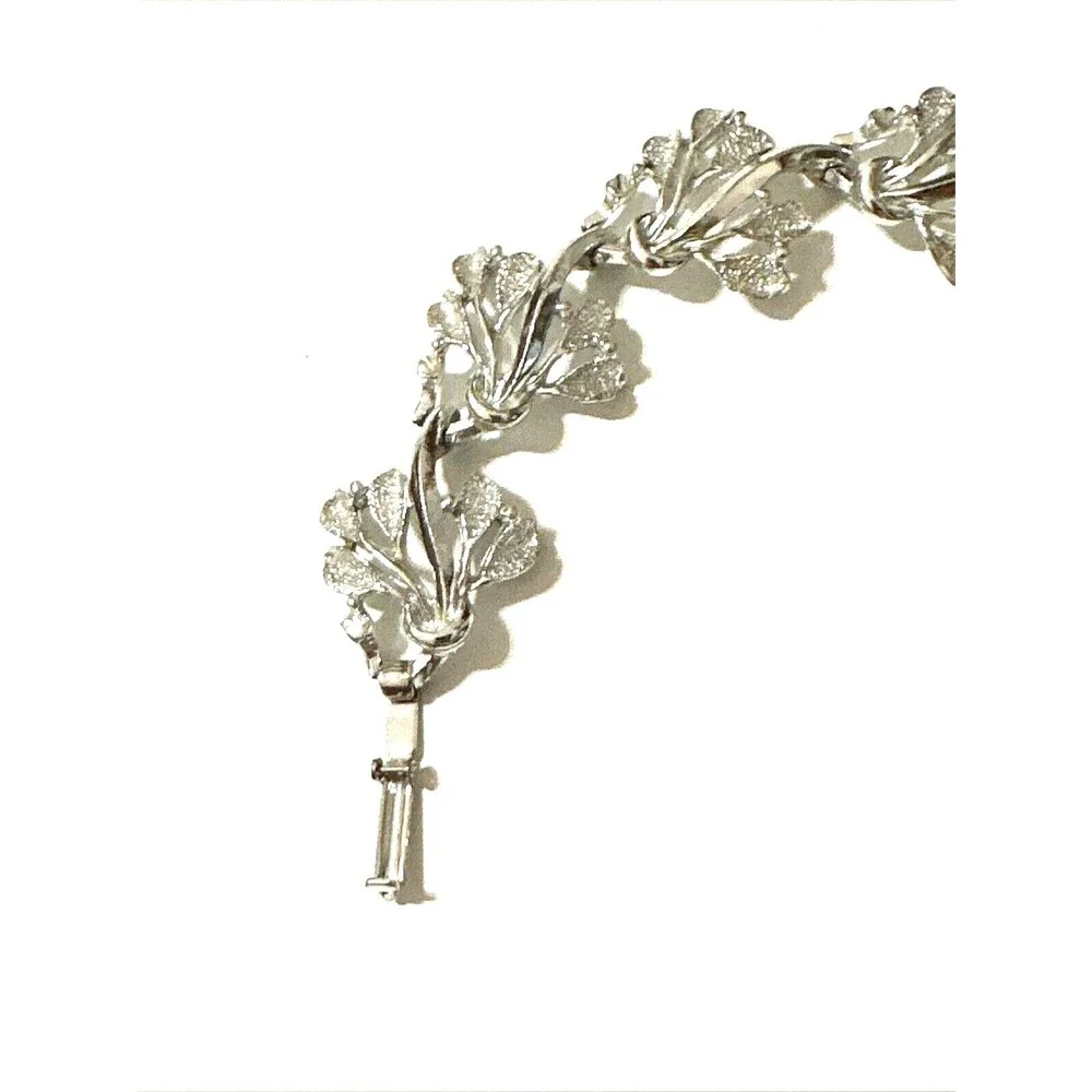 Vintage Ornate Leaf Bracelet Silver Tone Textured Openwork Botanical MCM 7.5